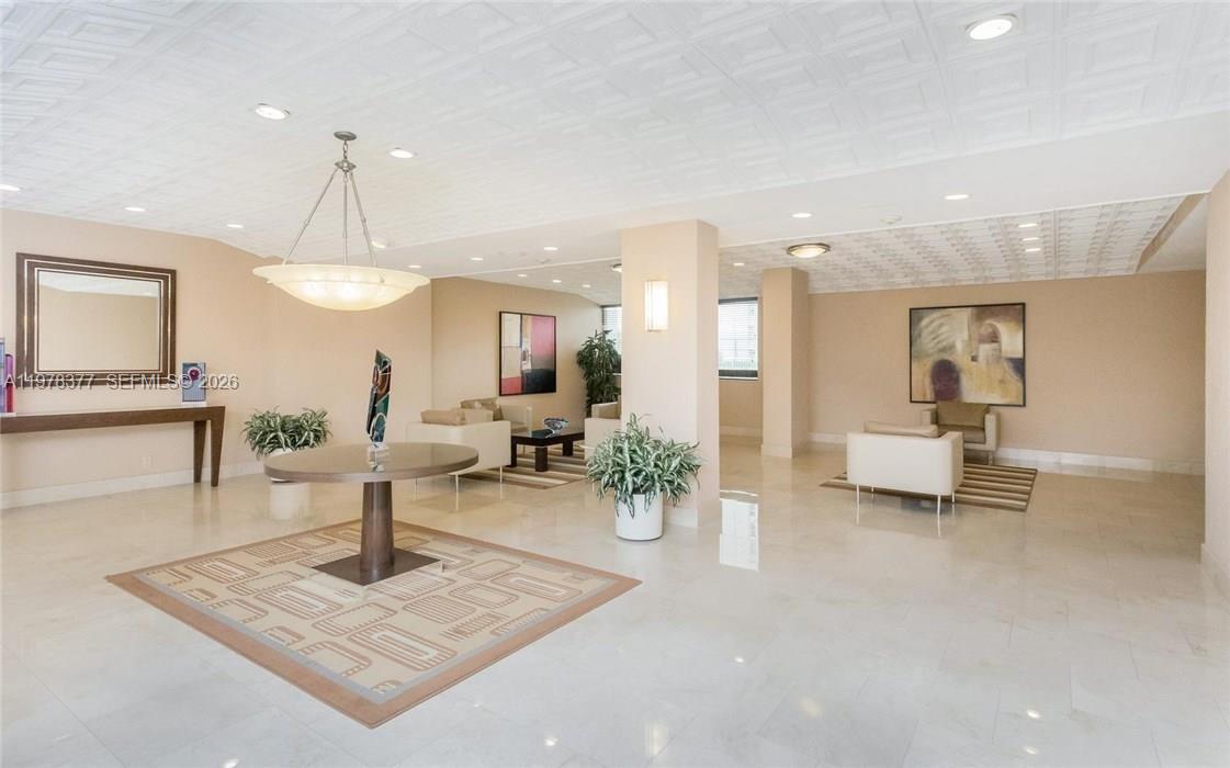 1890 S Ocean Dr #408 Hallandale Beach, FL 33009