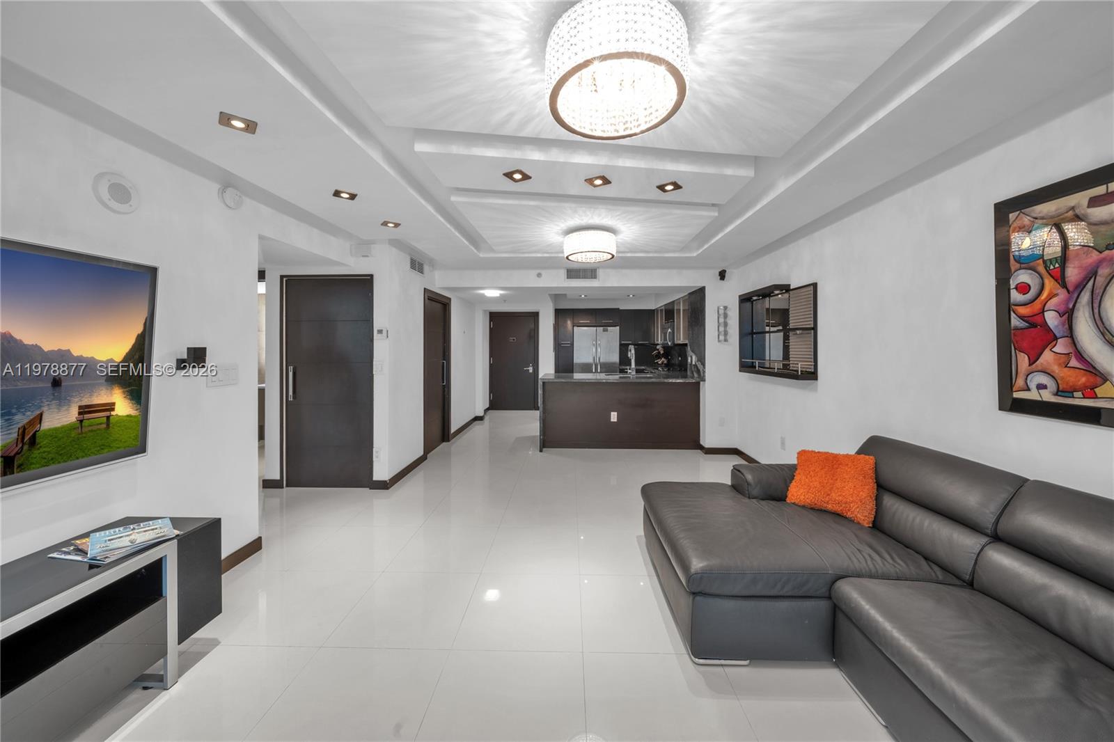 image Brickell on the River North11