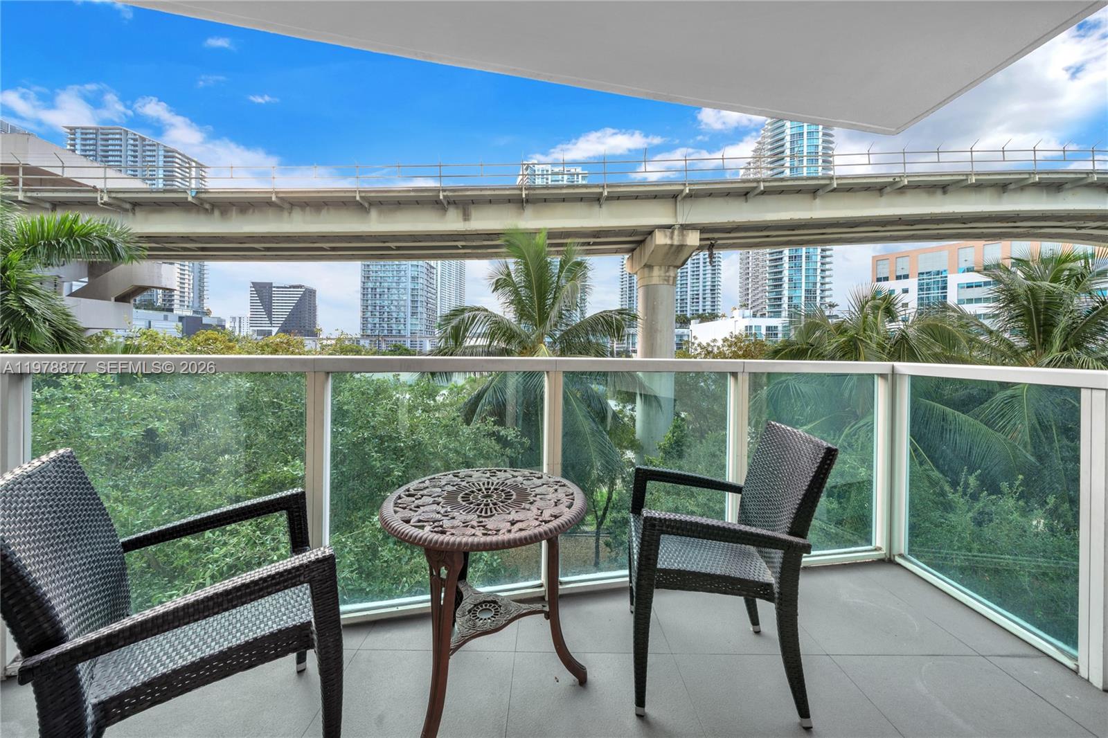 image Brickell on the River North19