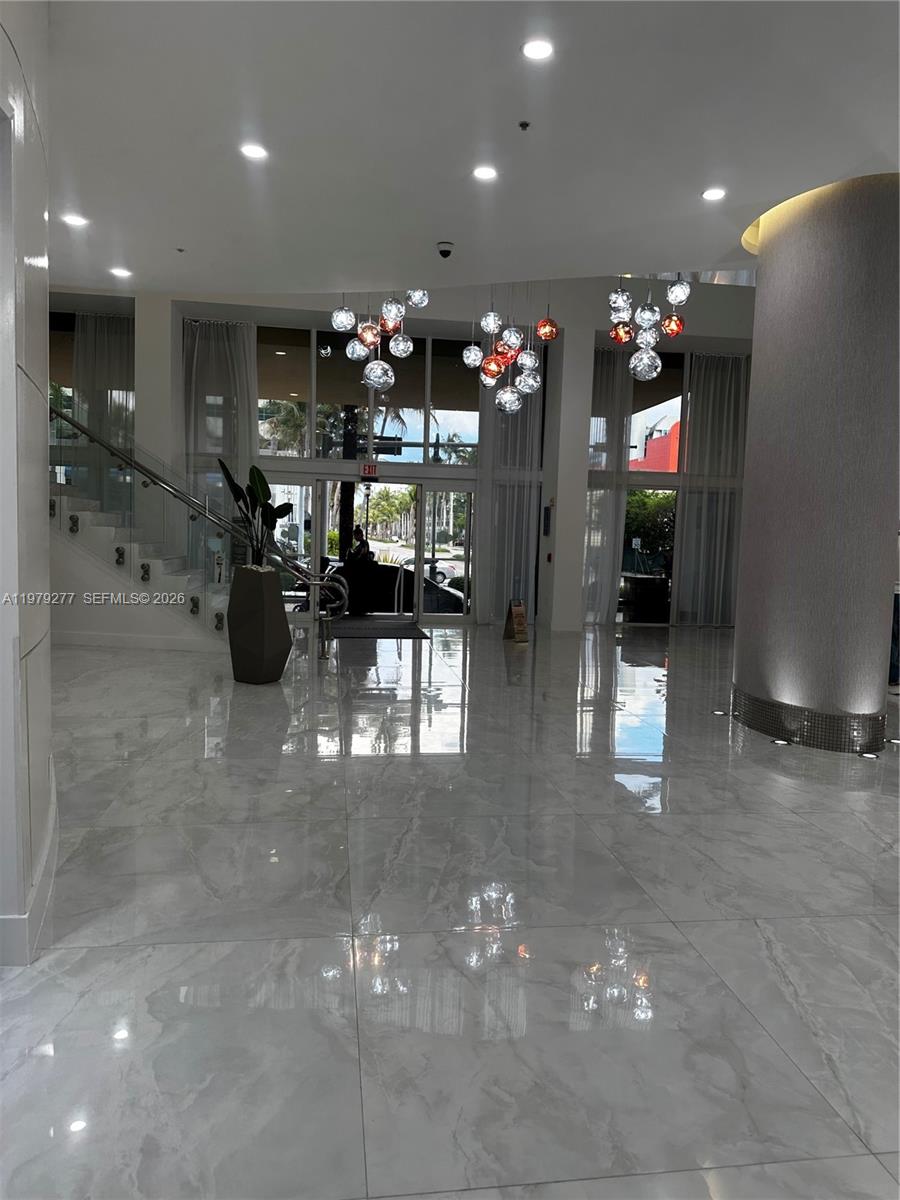 image The Venture at Aventura8