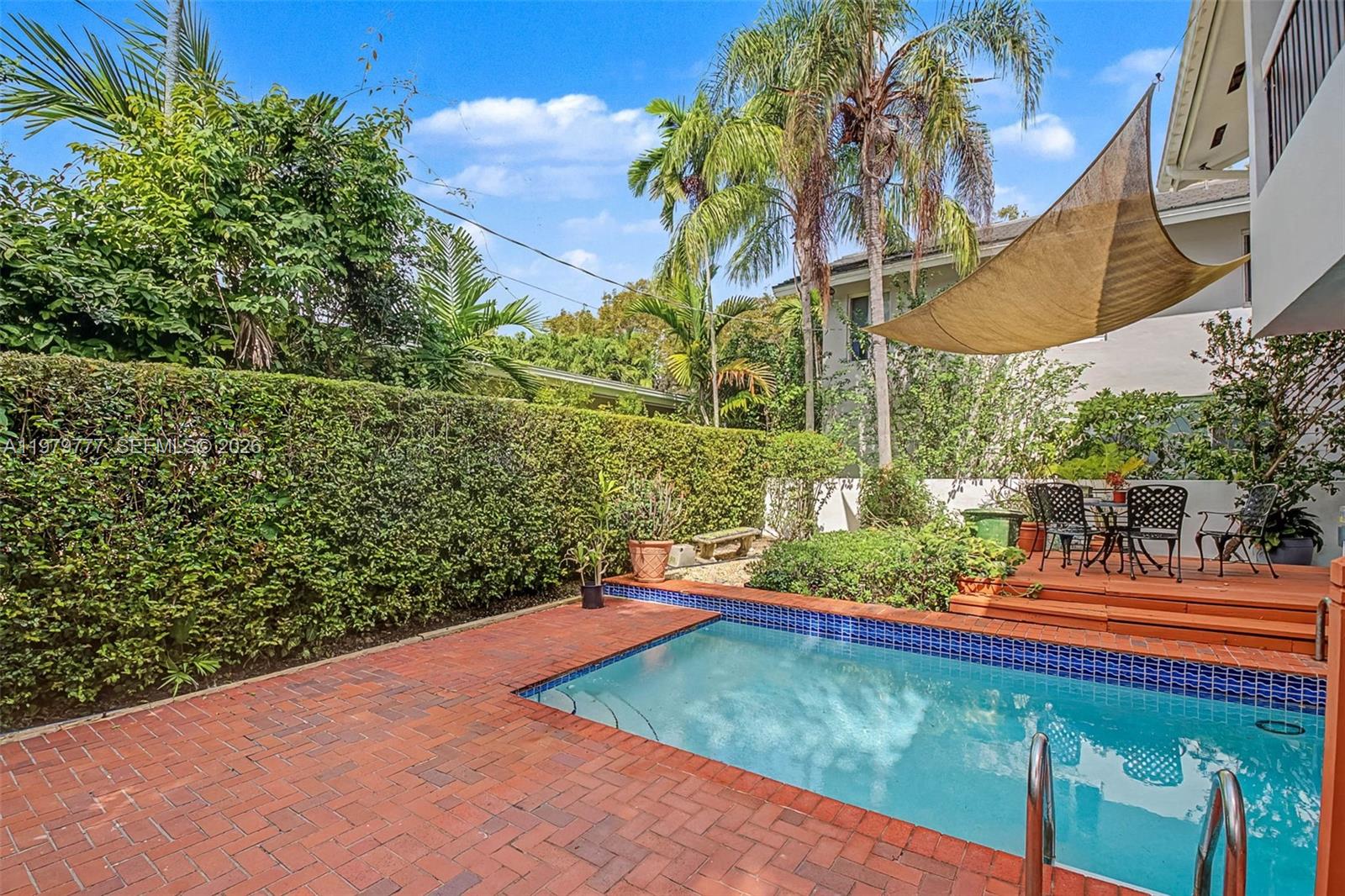 4950 San Amaro Dr Coral Gables, FL 33146