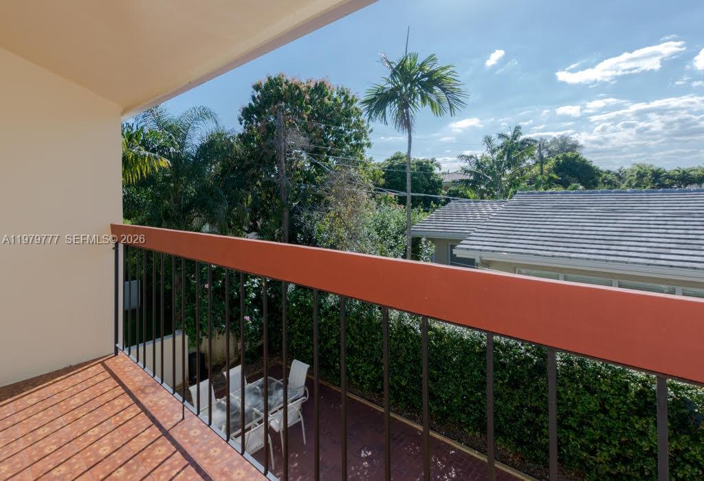 4950 San Amaro Dr Coral Gables, FL 33146