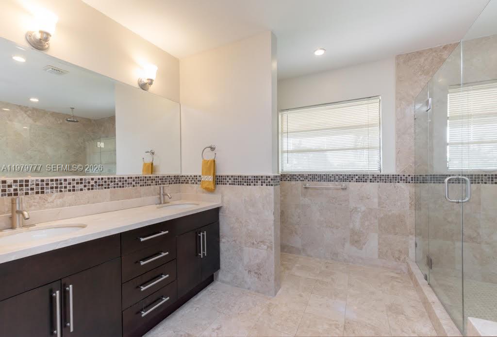 4950 San Amaro Dr Coral Gables, FL 33146