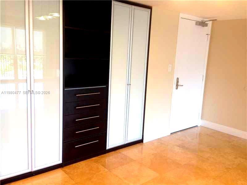 19900 E Country Clb Dr #806 Aventura, FL 33180