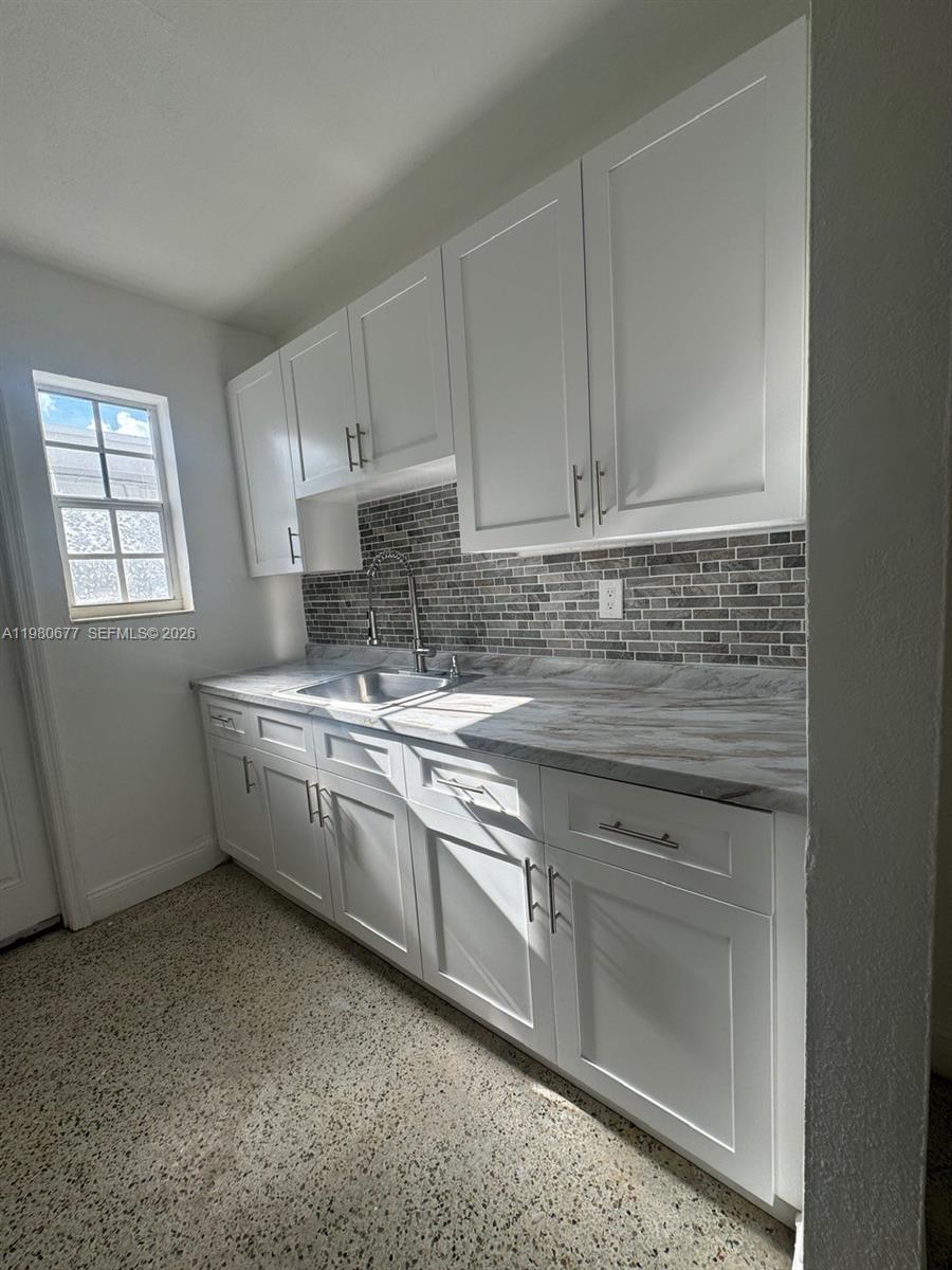 Undisclosed Address Miami Beach, FL 33141