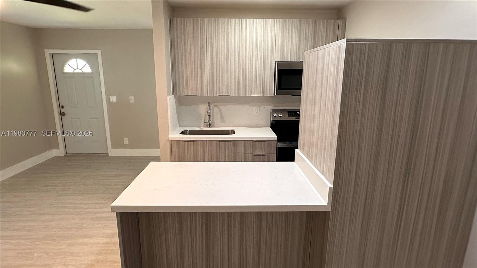 216 NW 12th St Pompano Beach, FL 33060