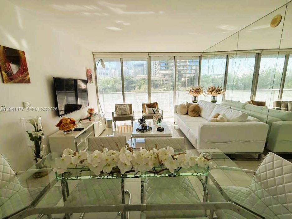 image Icon Brickell II14