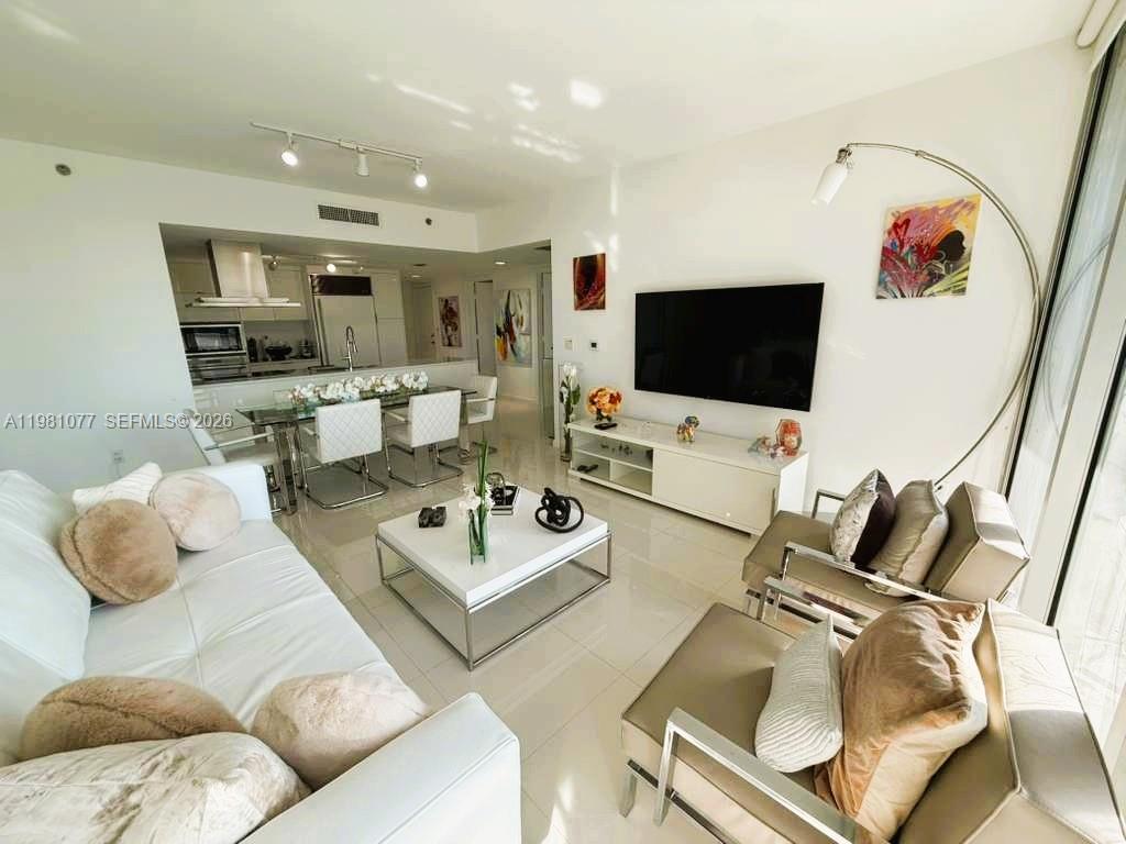 image Icon Brickell II4