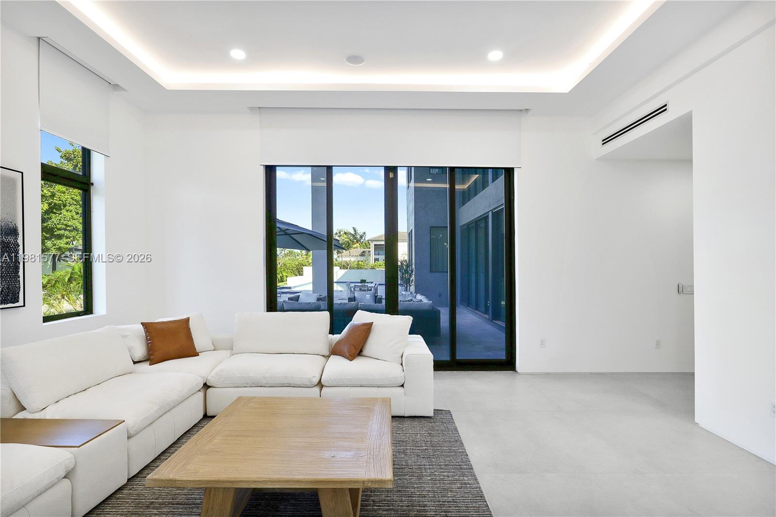 2311 SW 108th Ter Davie, FL 33324