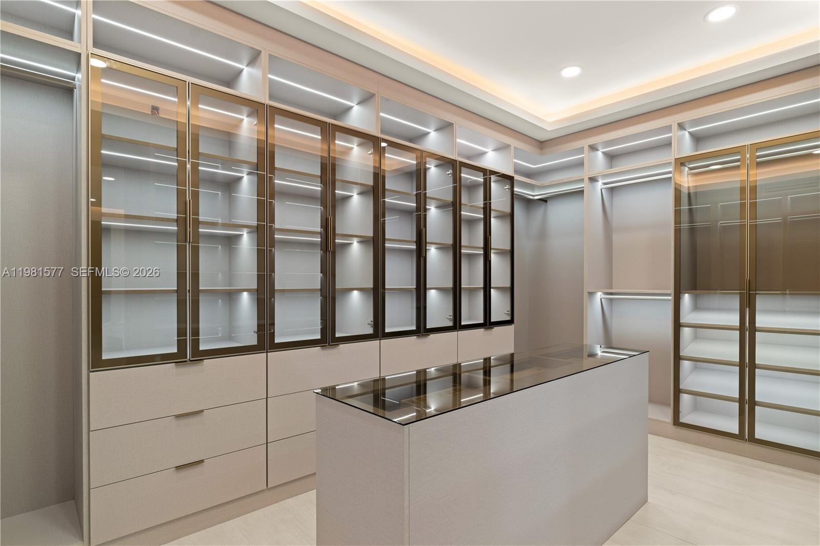 2311 SW 108th Ter Davie, FL 33324