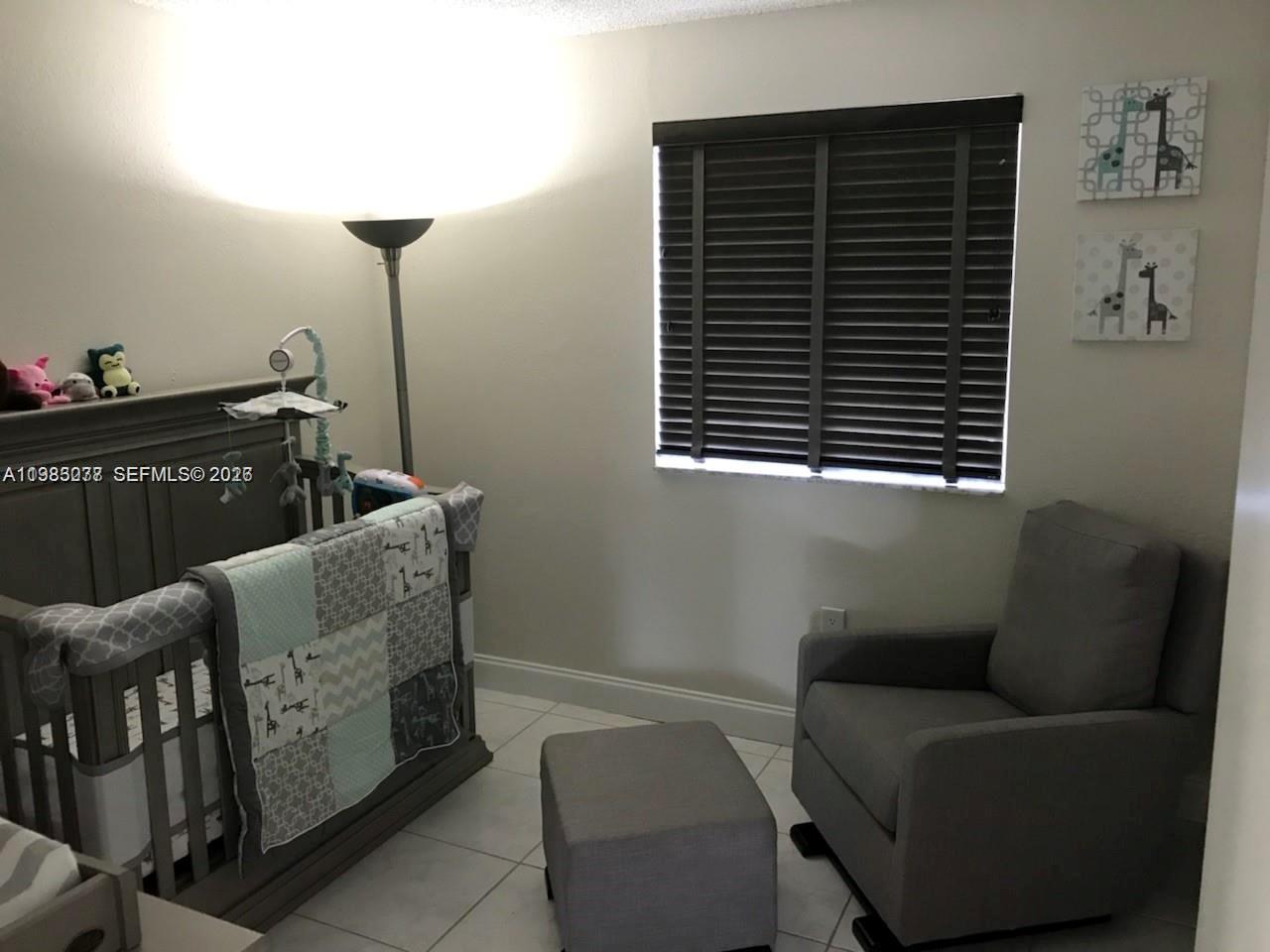 15302 SW 180th Ter Miami, FL 33187