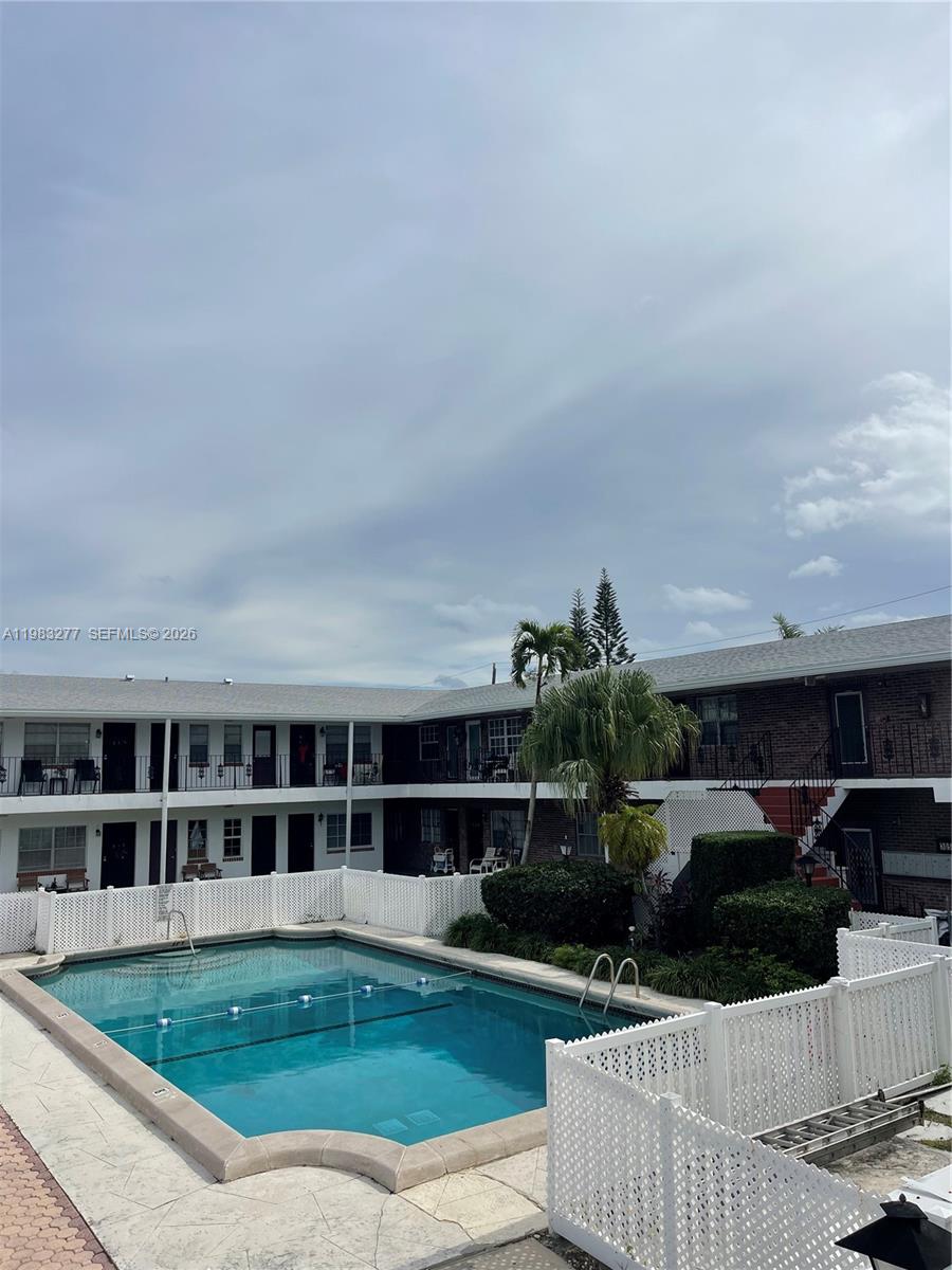 1050 Atlantic Shores Blvd #211 Hallandale Beach, FL 33009