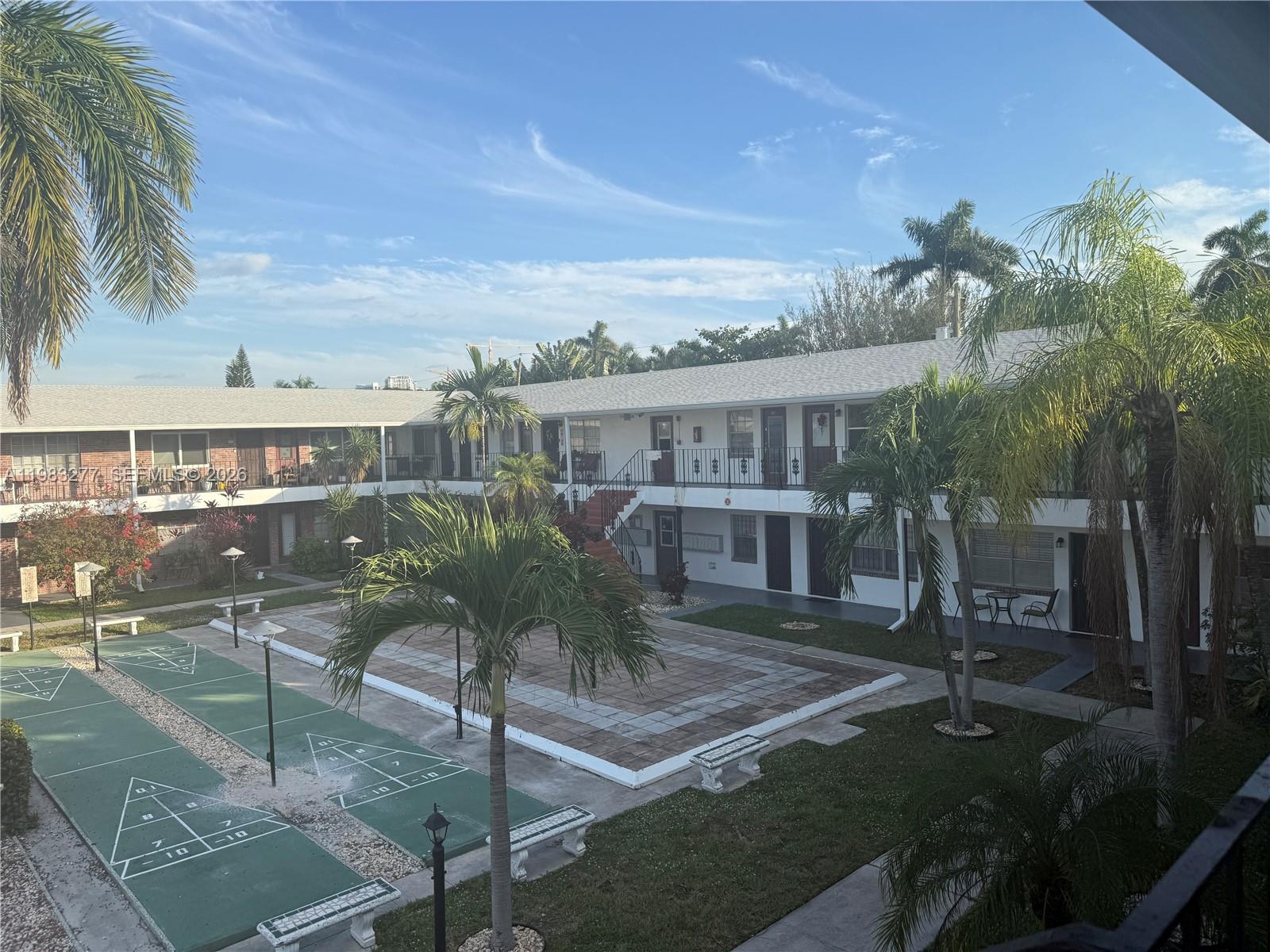 1050 Atlantic Shores Blvd #211 Hallandale Beach, FL 33009