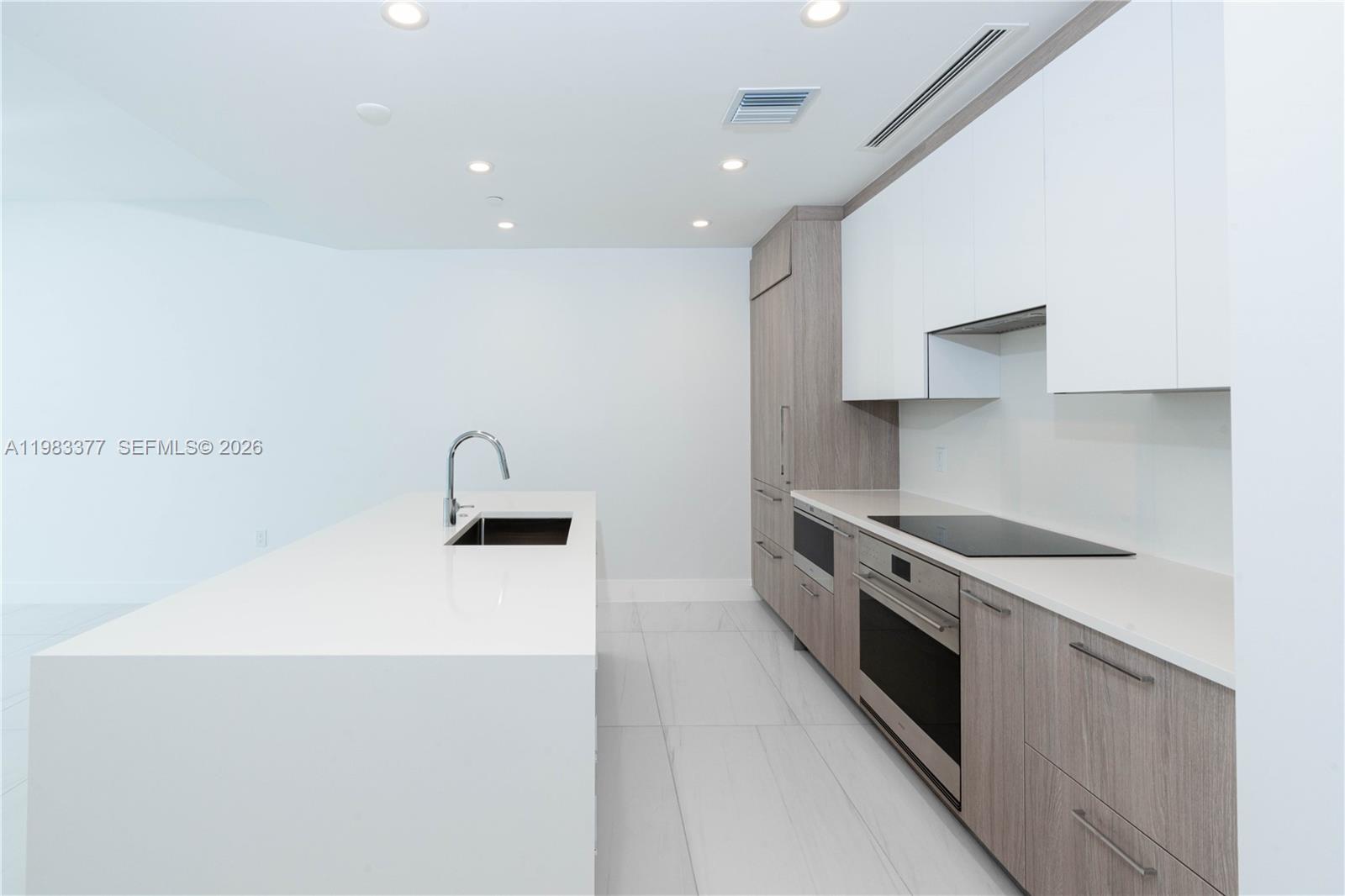 153 N Seabreeze Blvd #703 Fort Lauderdale, FL 33304