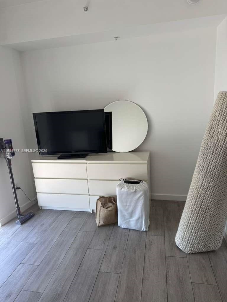 image Brickell Ten10