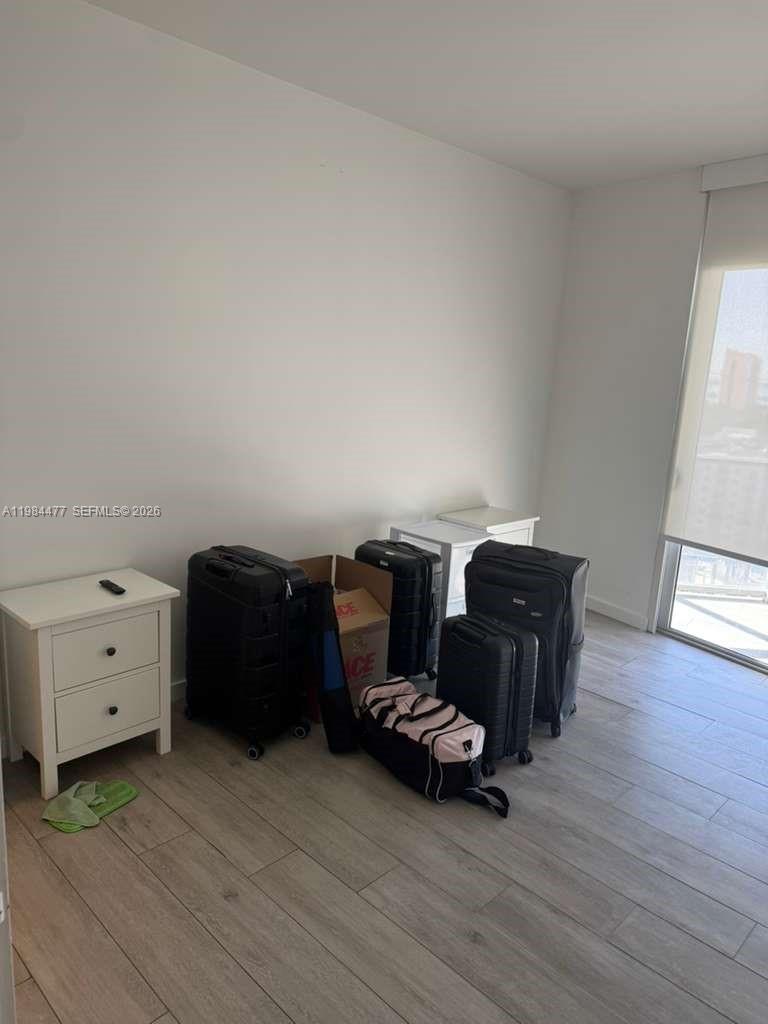 image Brickell Ten11