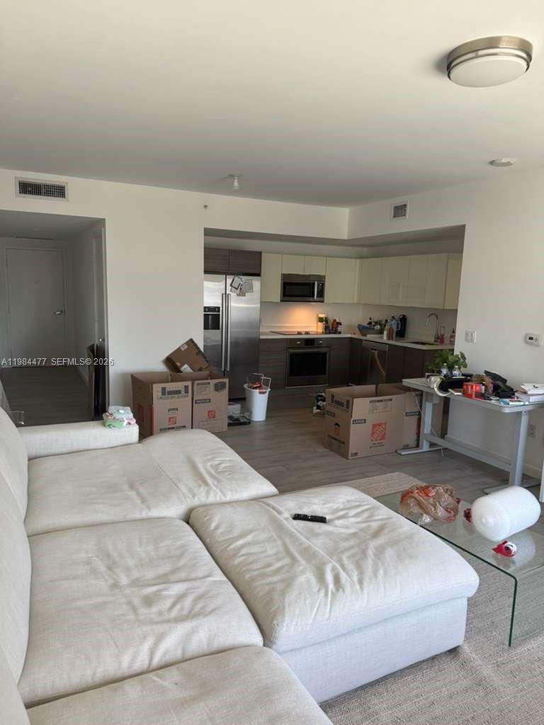 image Brickell Ten17