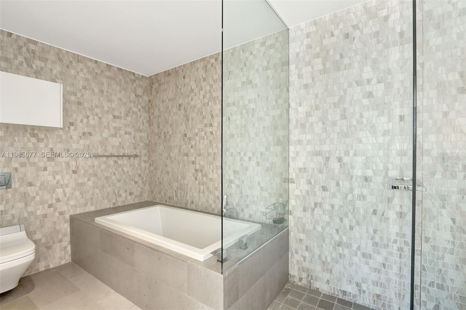 68 SE 6th St #1203 Miami, FL 33131