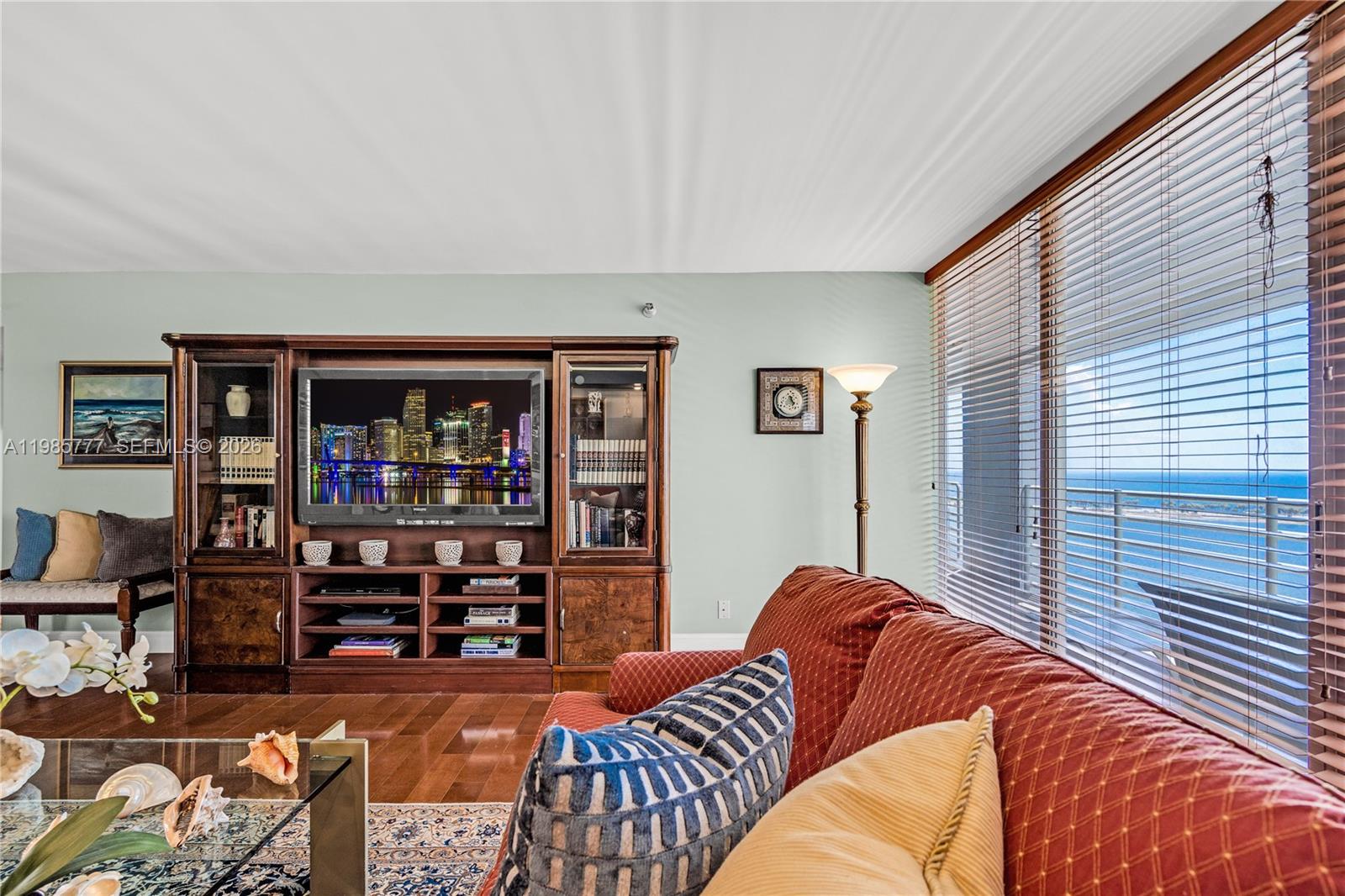 image Atlantis on Brickell11