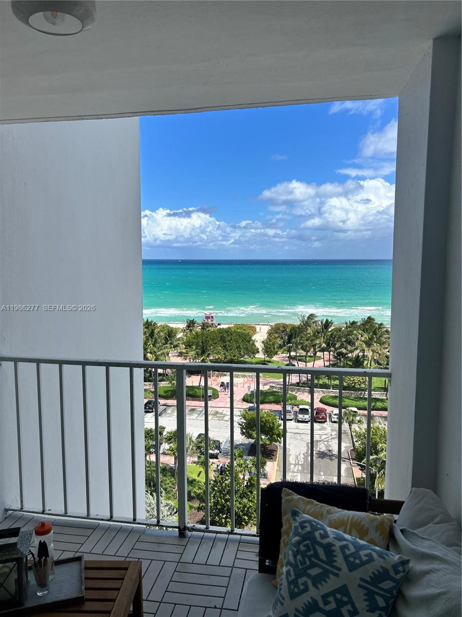 6450 Collins Ave #903 Miami Beach, FL 33141