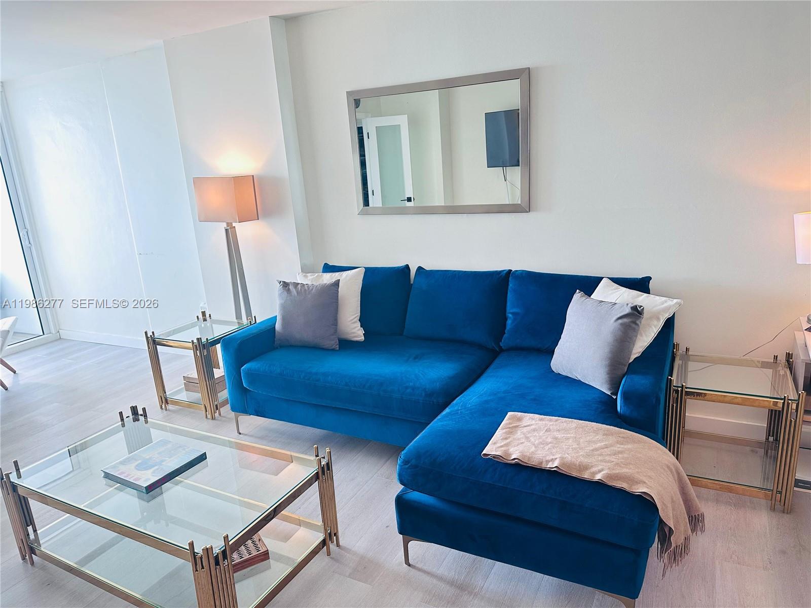 6450 Collins Ave #903 Miami Beach, FL 33141