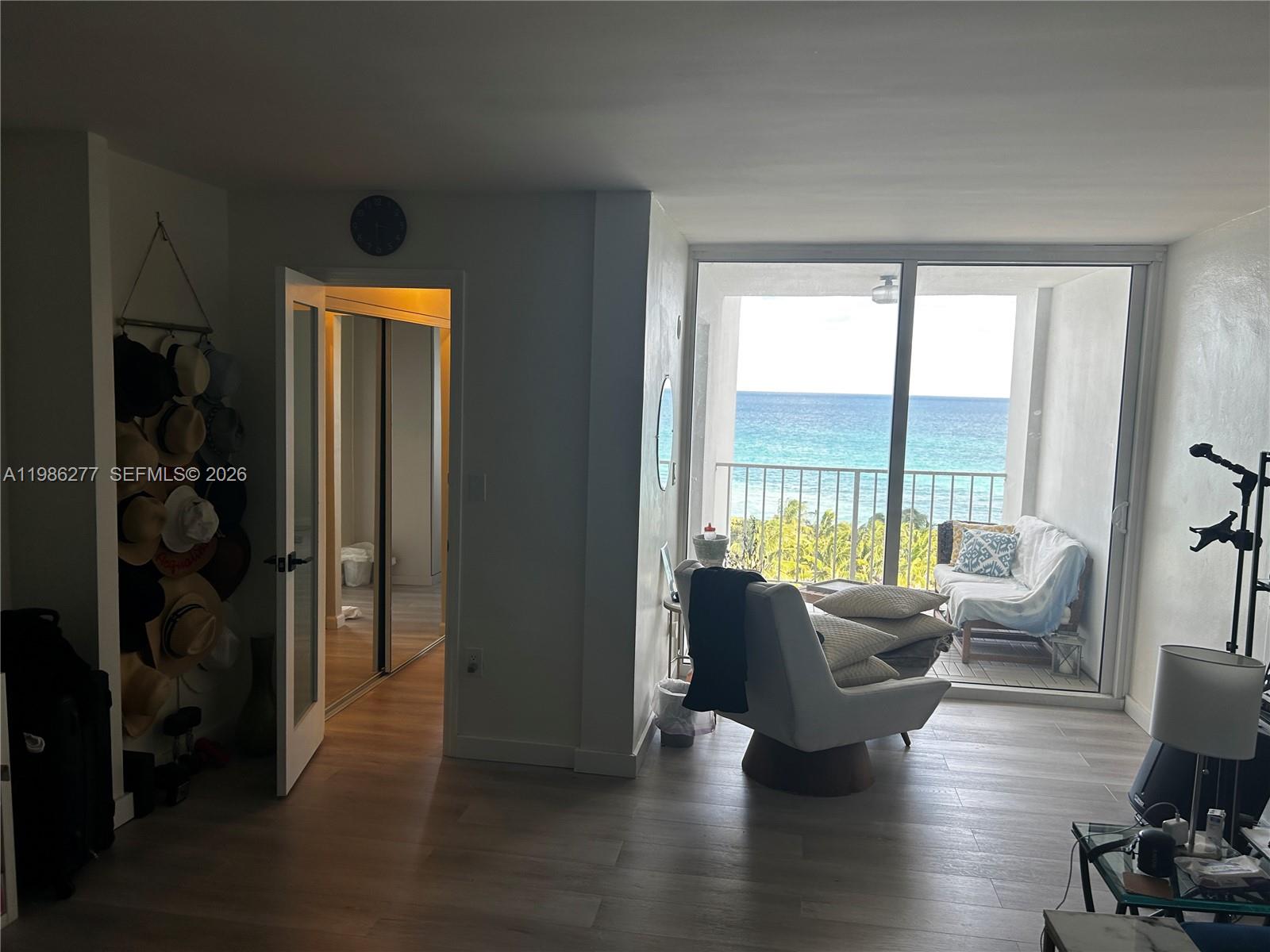 6450 Collins Ave #903 Miami Beach, FL 33141