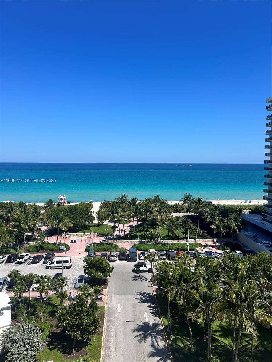6450 Collins Ave #903 Miami Beach, FL 33141