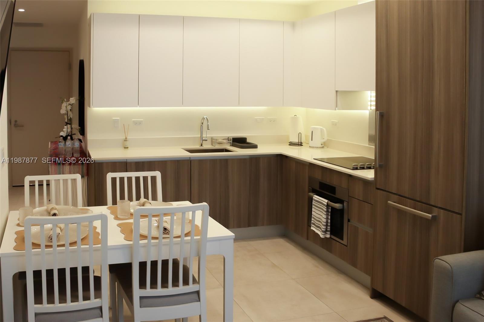 239 SW 9th St #1704 Miami, FL 33130