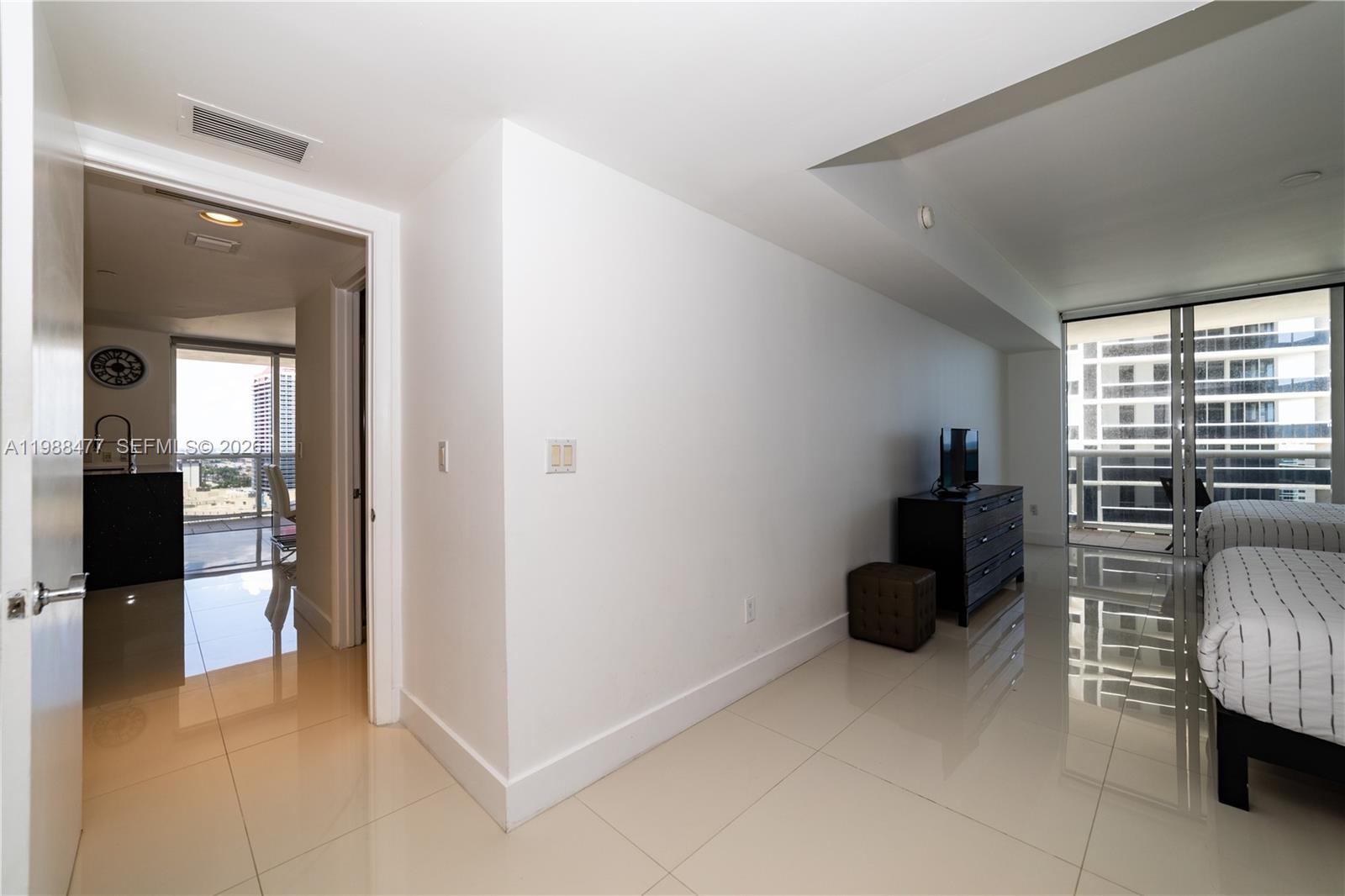 image Beach Club 224