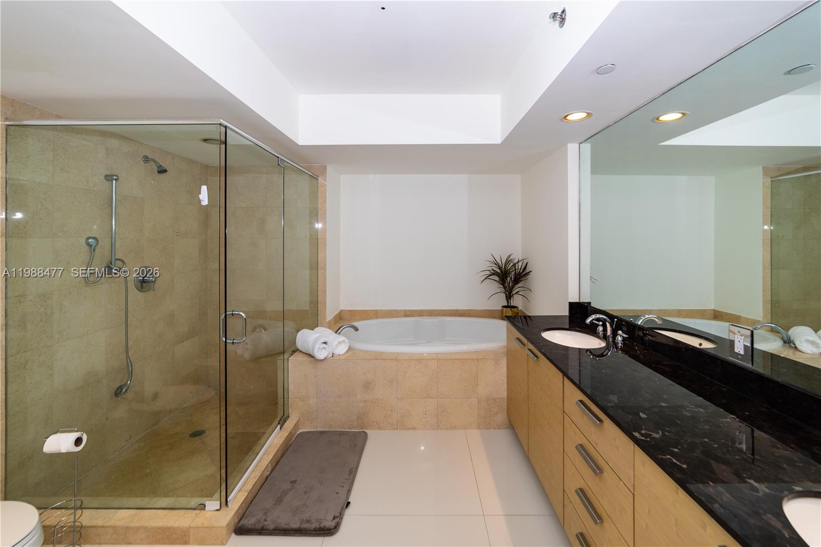 image Beach Club 228