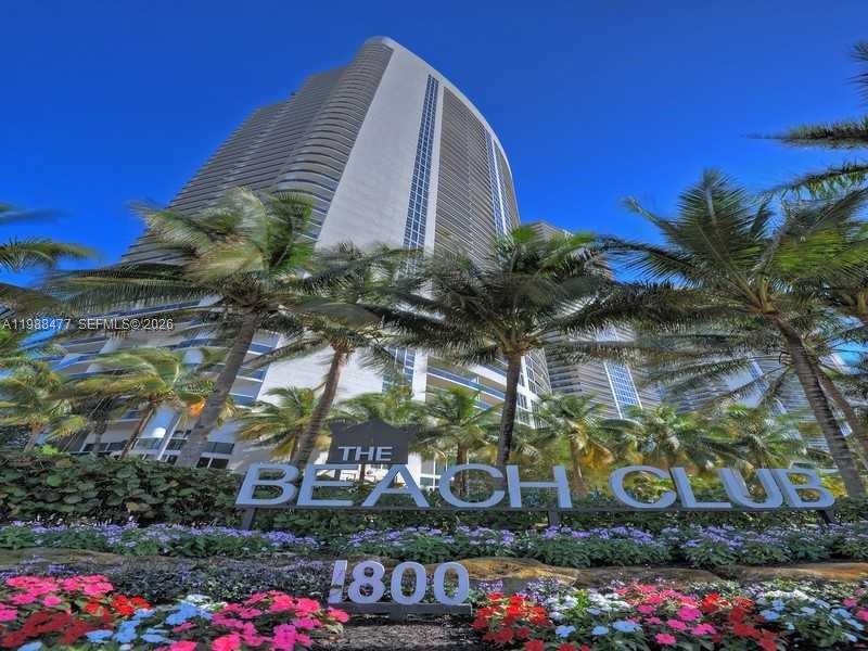 image Beach Club 233