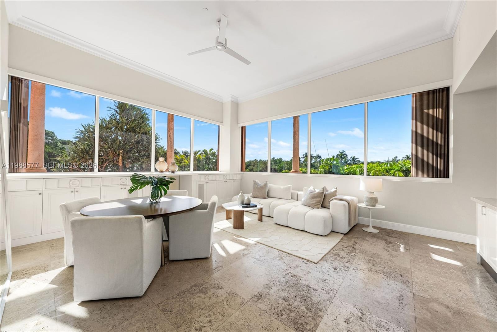 10 Edgewater Dr #Lanai South Coral Gables, FL 33133