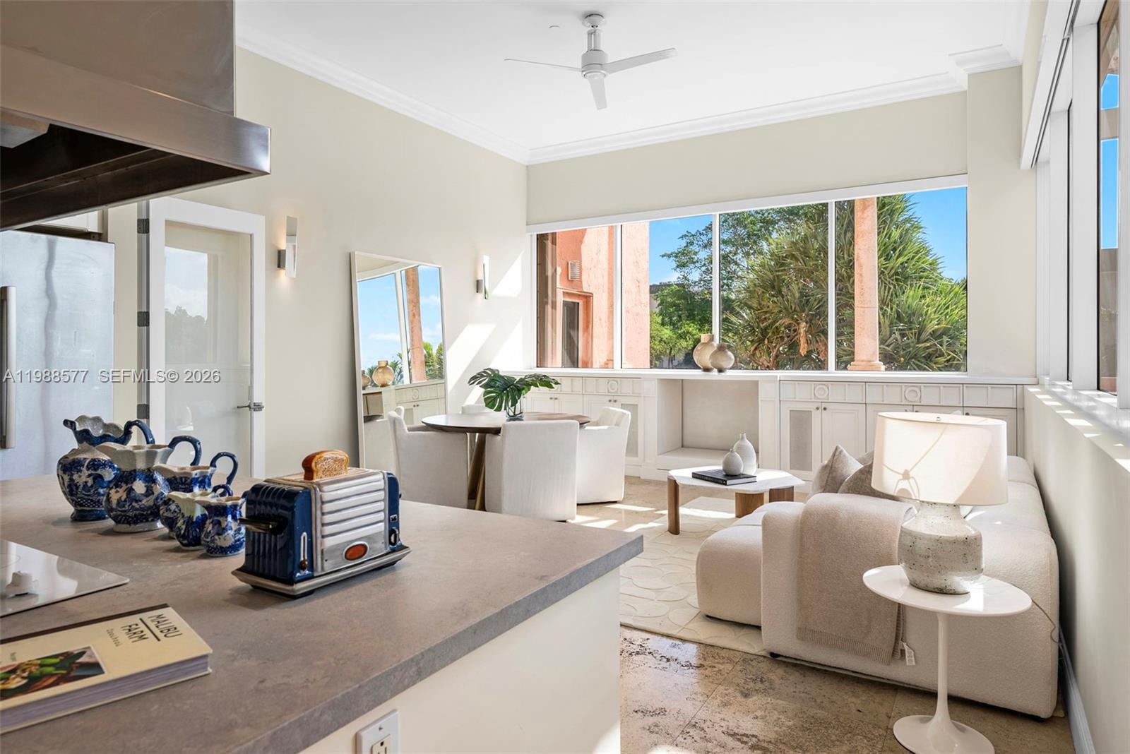 10 Edgewater Dr #Lanai South Coral Gables, FL 33133