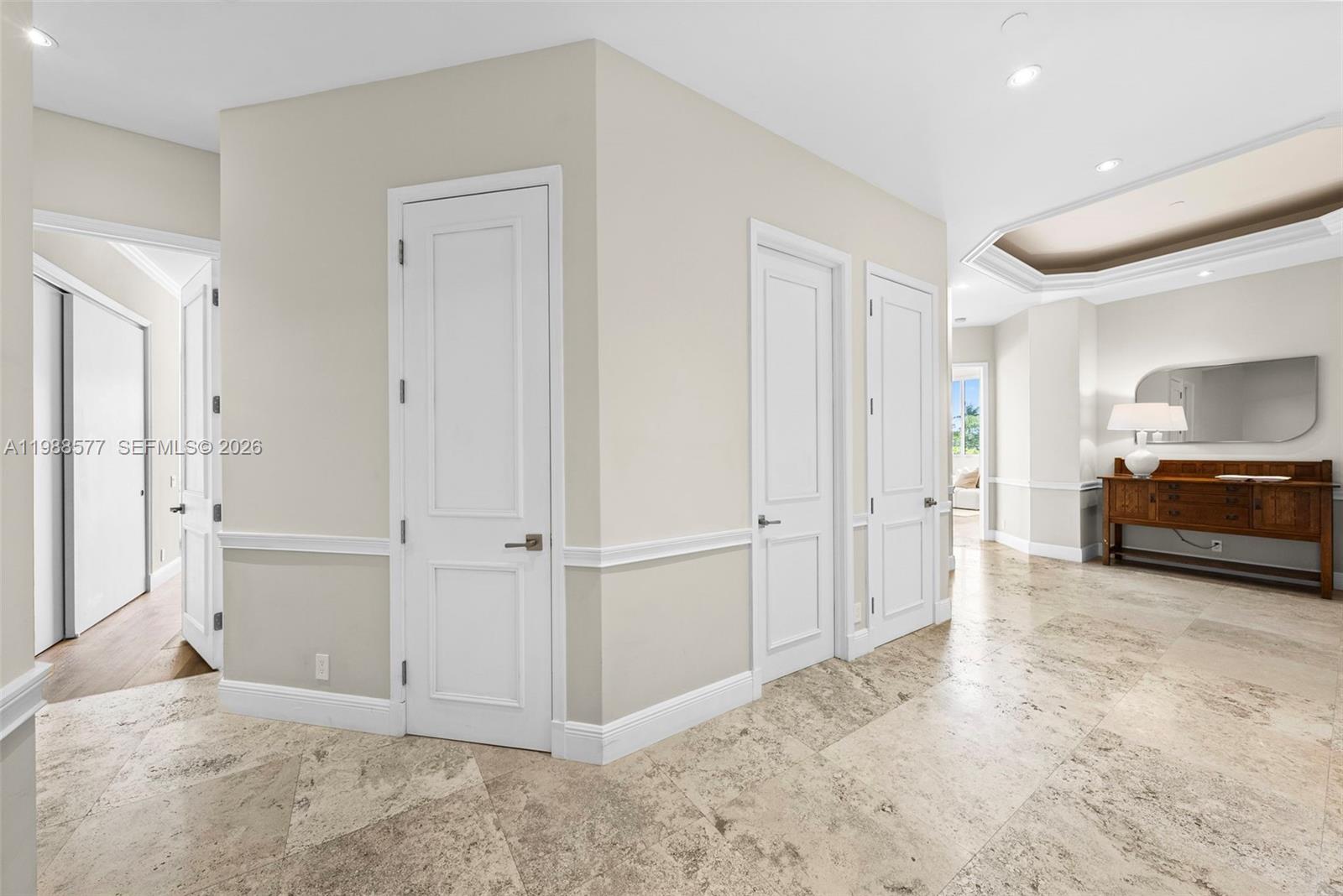 10 Edgewater Dr #Lanai South Coral Gables, FL 33133