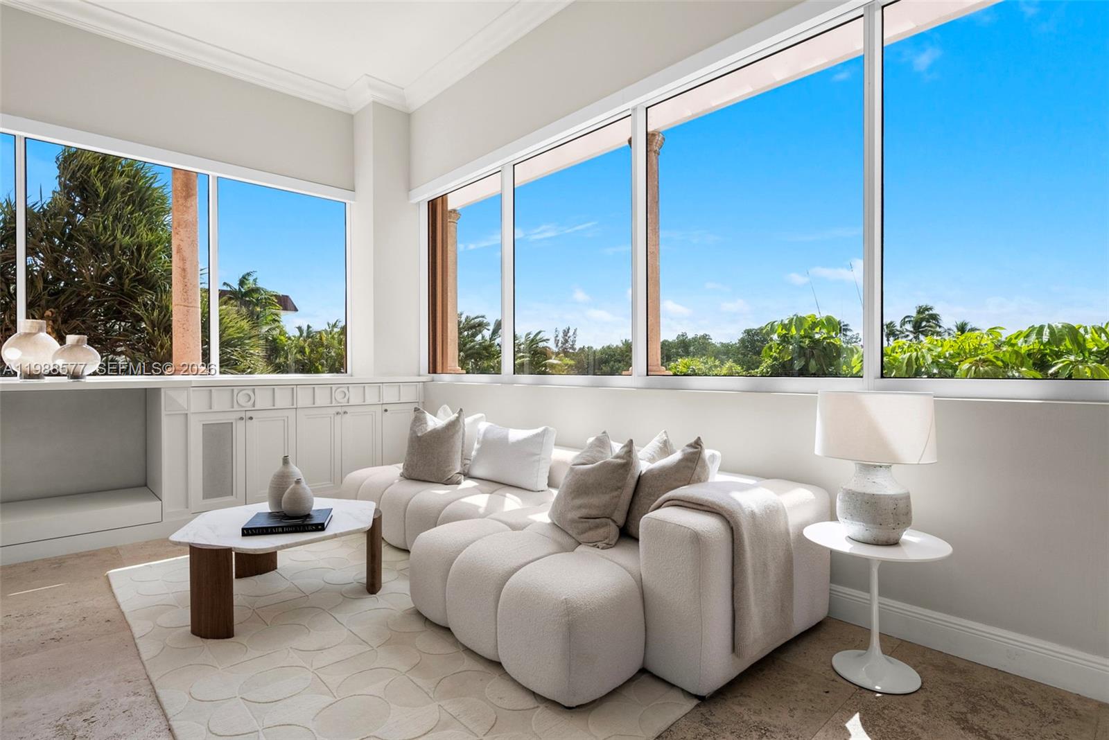 10 Edgewater Dr #Lanai South Coral Gables, FL 33133