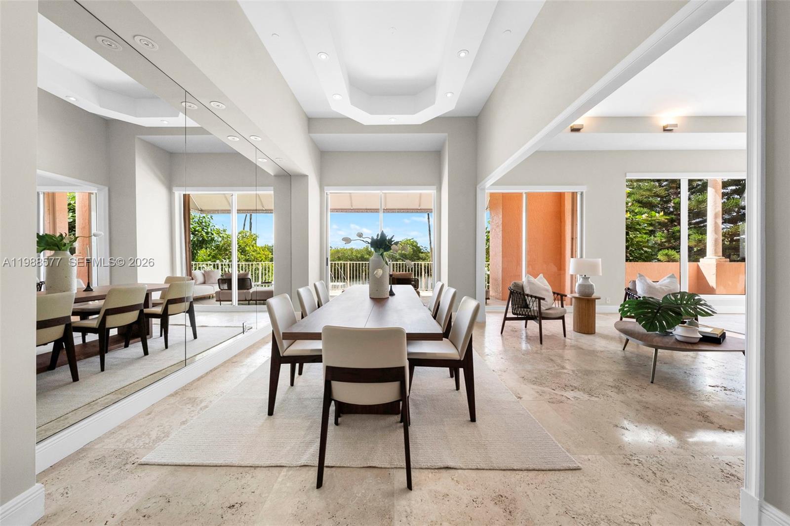 10 Edgewater Dr #Lanai South Coral Gables, FL 33133