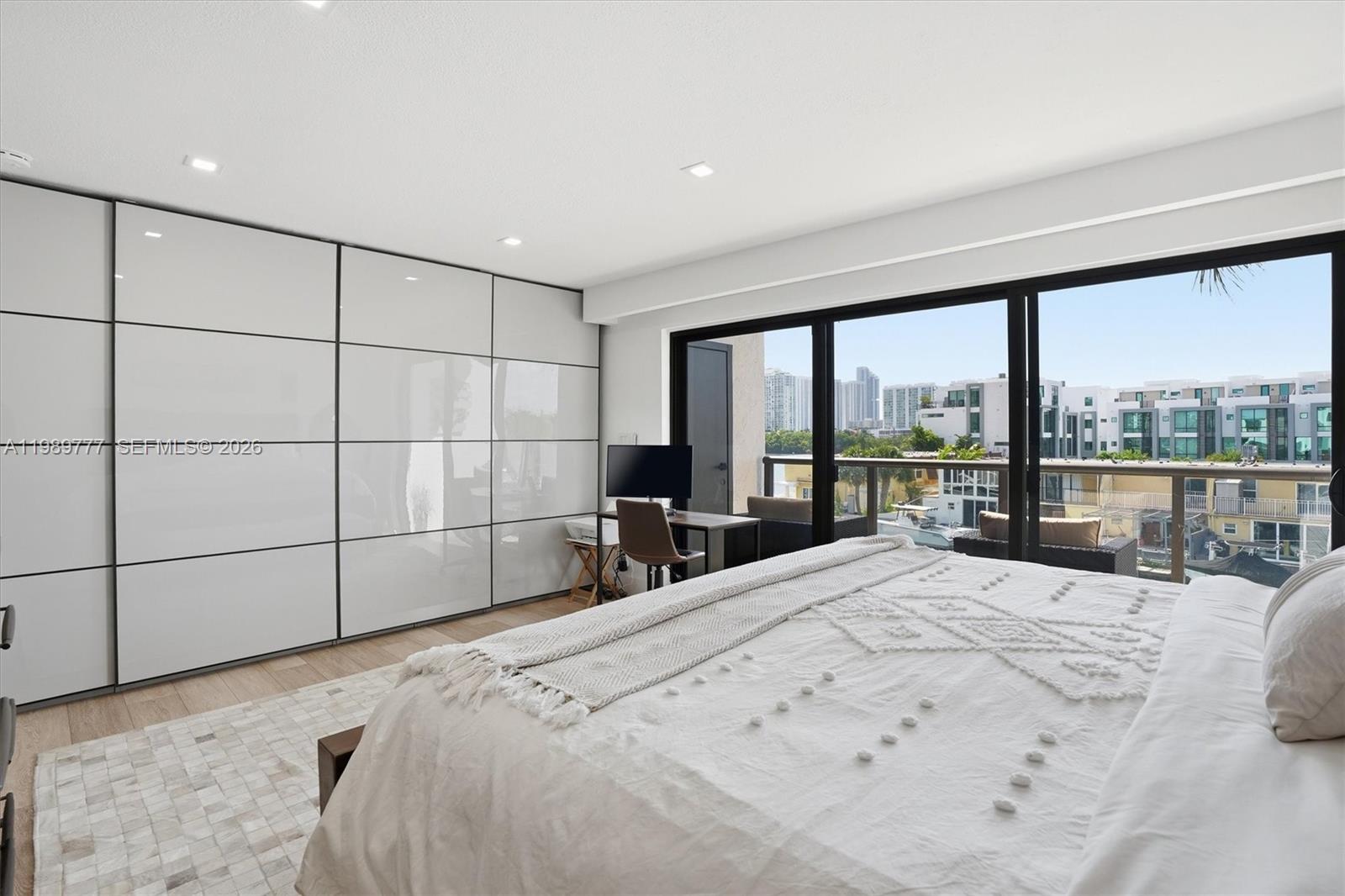 4000 NE 168th St #113B North Miami Beach, FL 33160