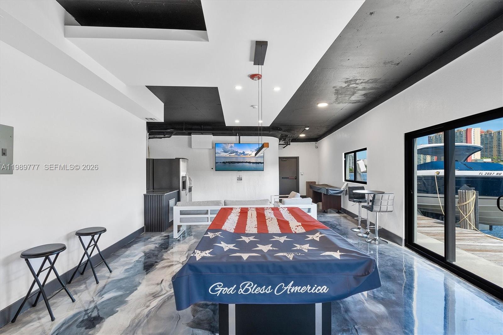 4000 NE 168th St #113B North Miami Beach, FL 33160