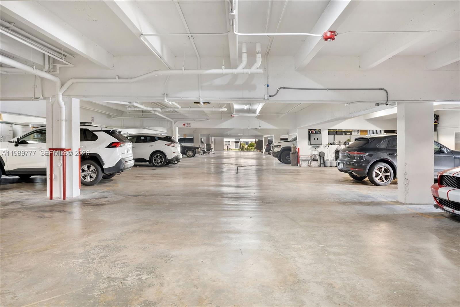 4000 NE 168th St #113B North Miami Beach, FL 33160