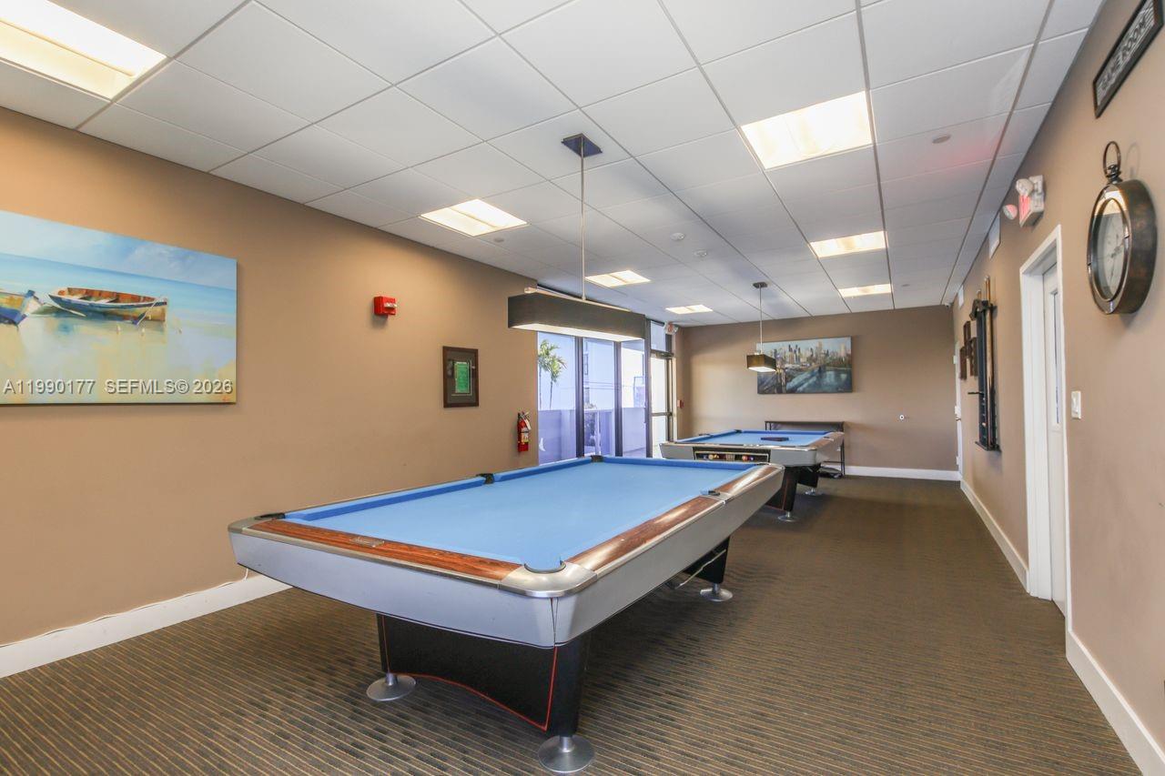 3675 N Country Clb Dr #401 Aventura, FL 33180