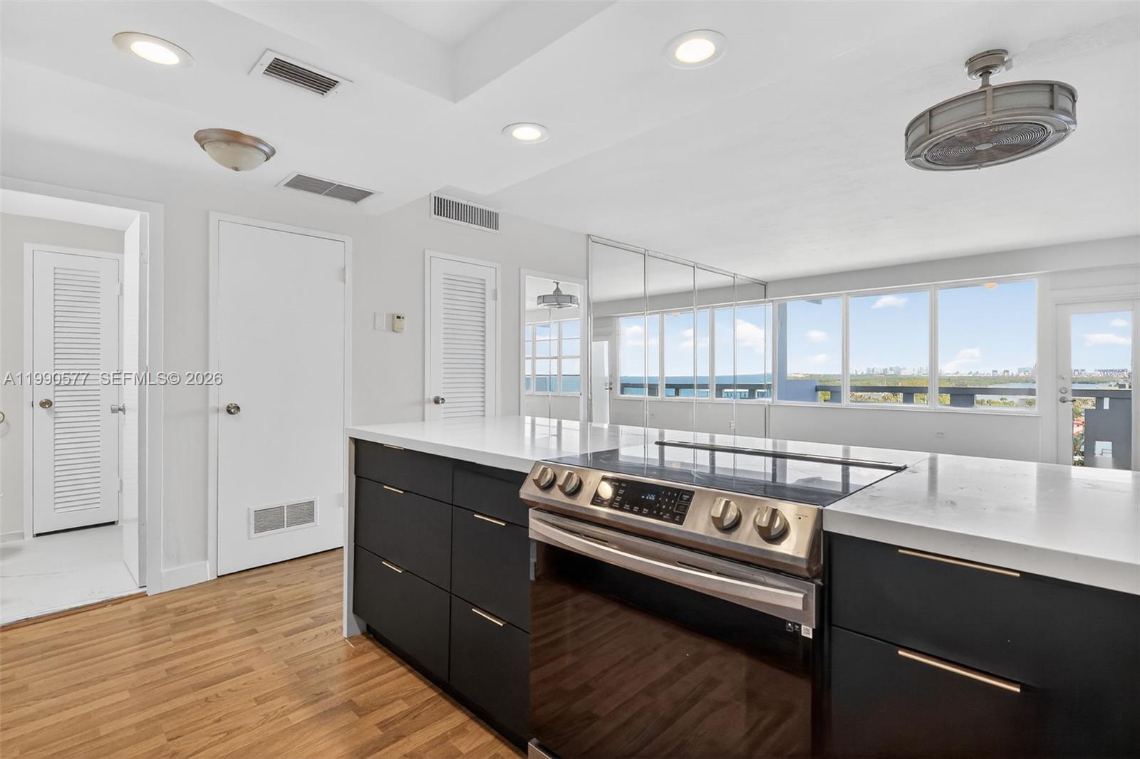 3111 N Ocean Dr #1002 Hollywood, FL 33019