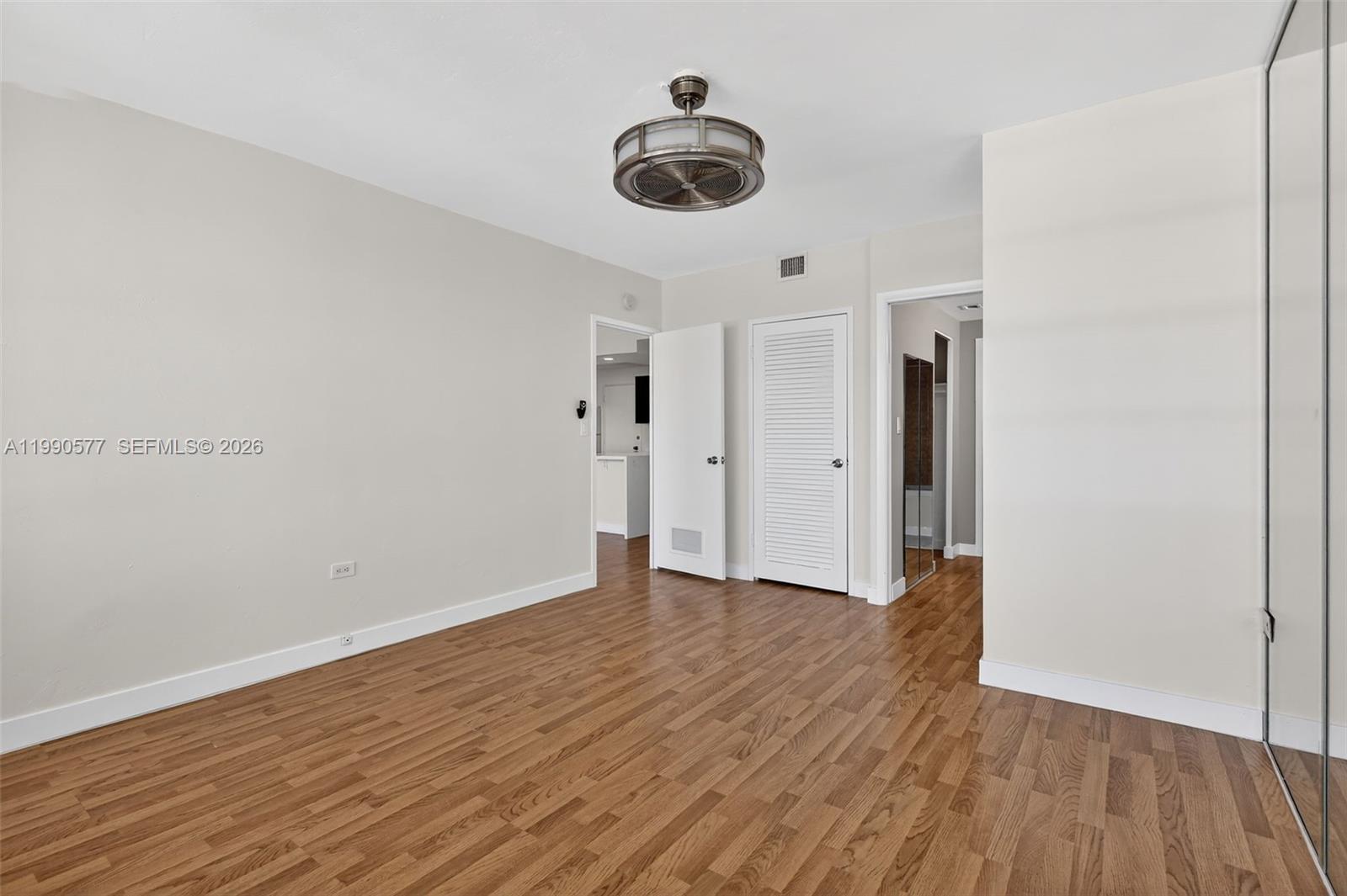 3111 N Ocean Dr #1002 Hollywood, FL 33019