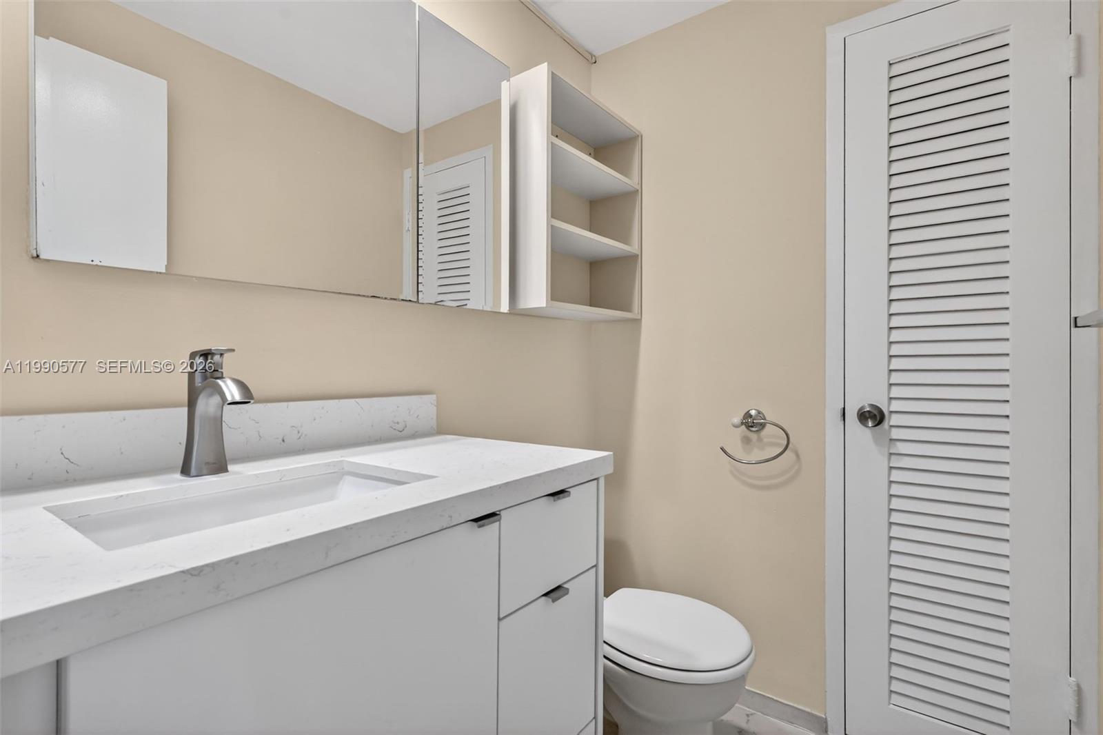 3111 N Ocean Dr #1002 Hollywood, FL 33019