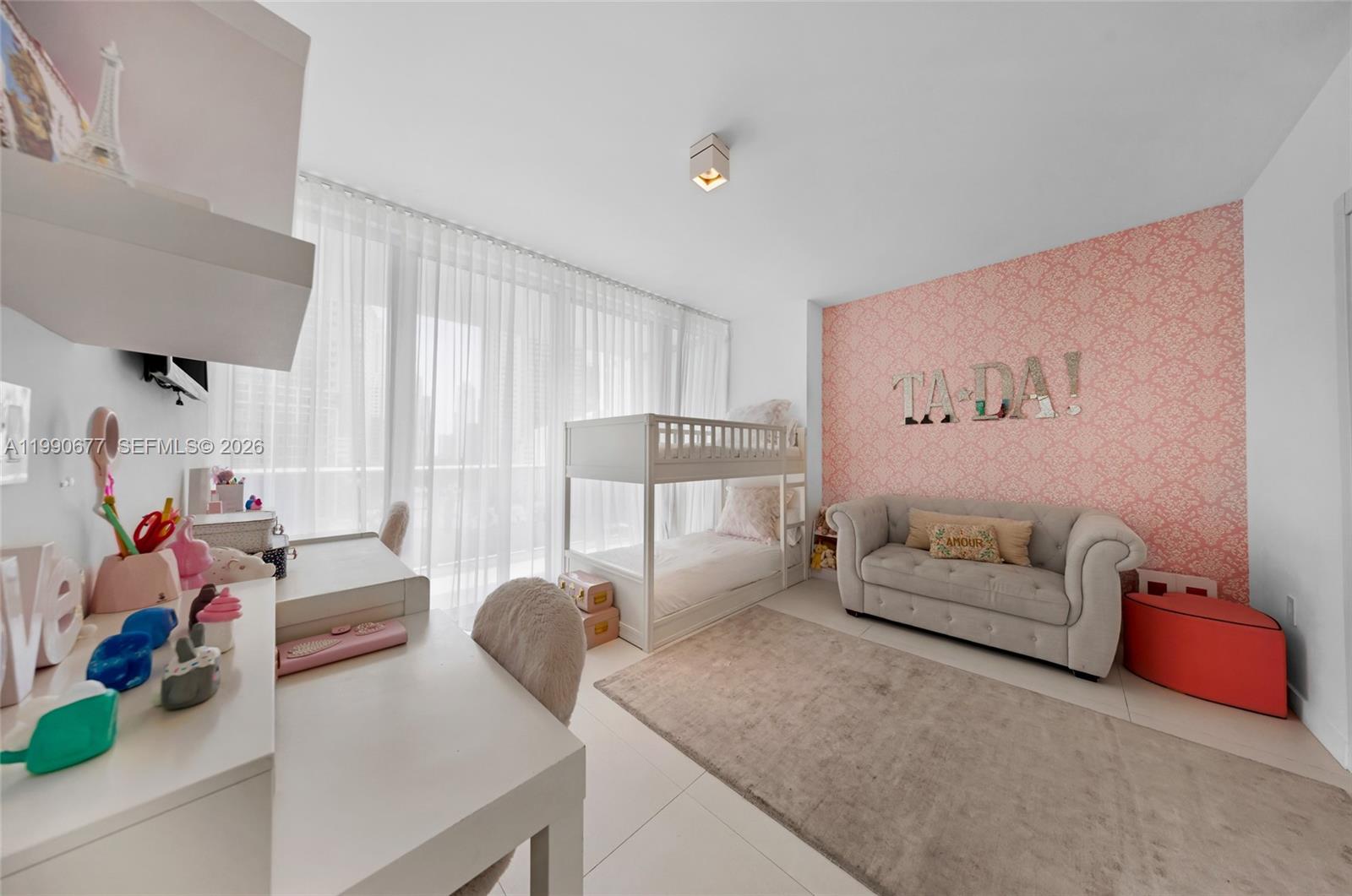 200 Biscayne Blvd Way #904 Miami, FL 33131