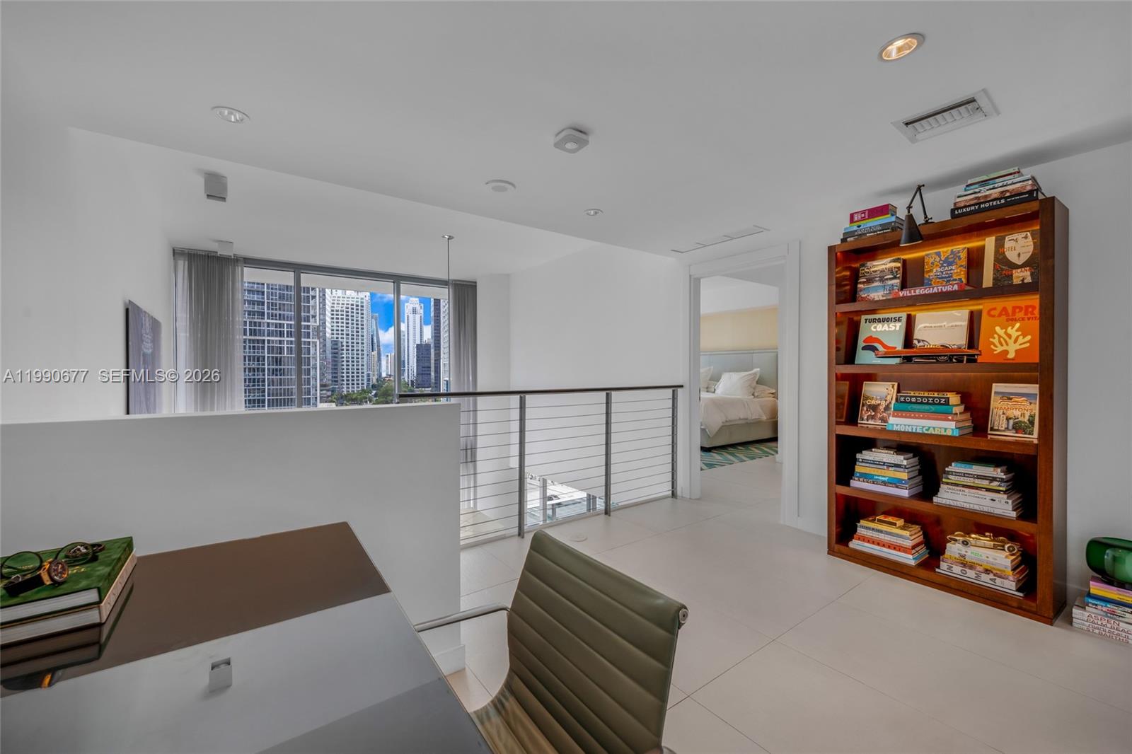 200 Biscayne Blvd Way #904 Miami, FL 33131