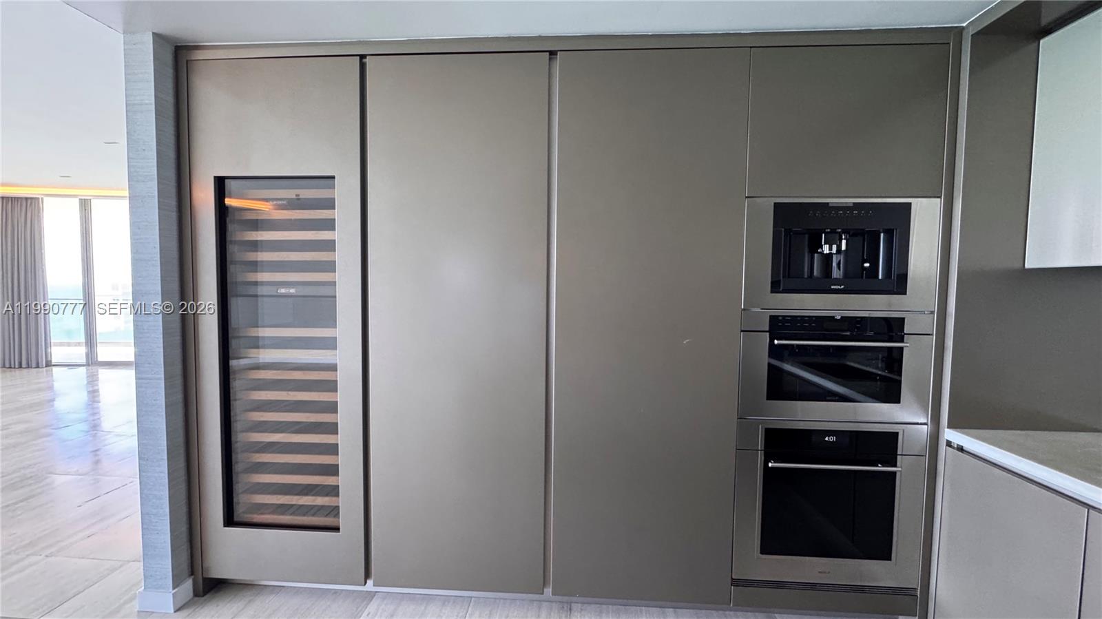 18975 Collins Ave #2500 Sunny Isles Beach, FL 33160