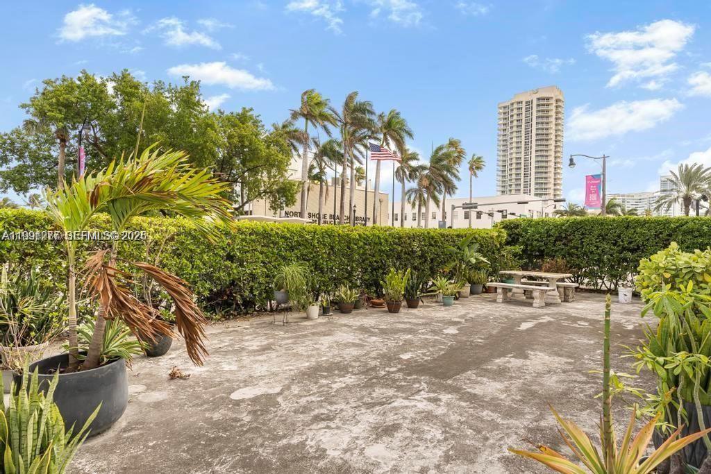 200 76th St #59 Miami Beach, FL 33141