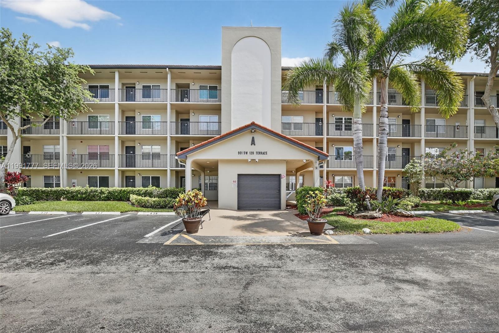 901 SW 128th Ter #102A Pembroke Pines, FL 33027