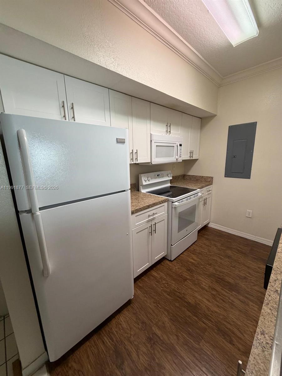 Undisclosed Address Pembroke Pines, FL 33025