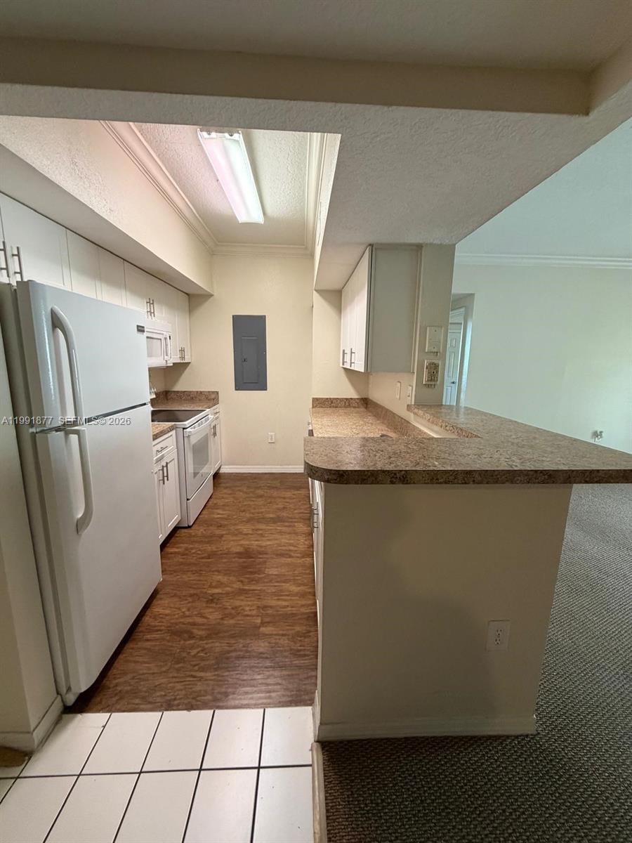 Undisclosed Address Pembroke Pines, FL 33025